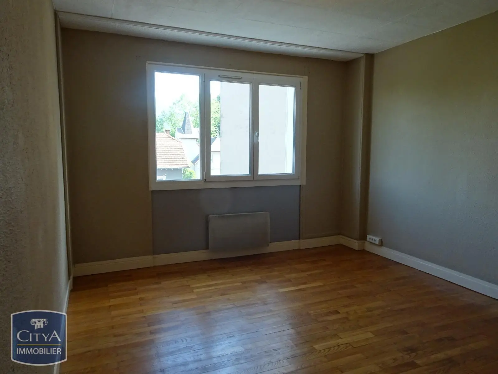 Photo 2 Appartement 1 pièce 41.42m²