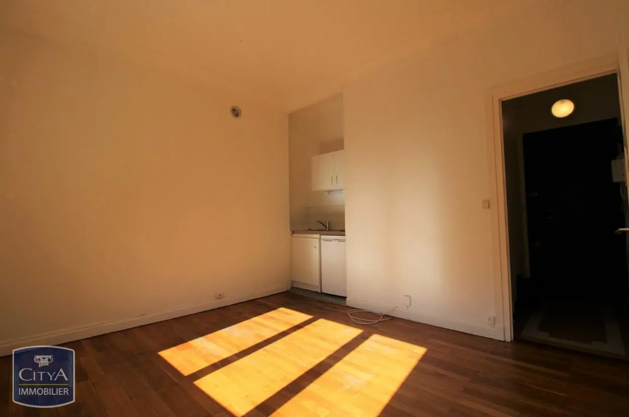 Photo 2 Appartement 1 pièce 20.68m²