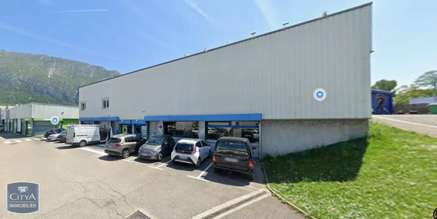 Photo 1 Local Professionnel