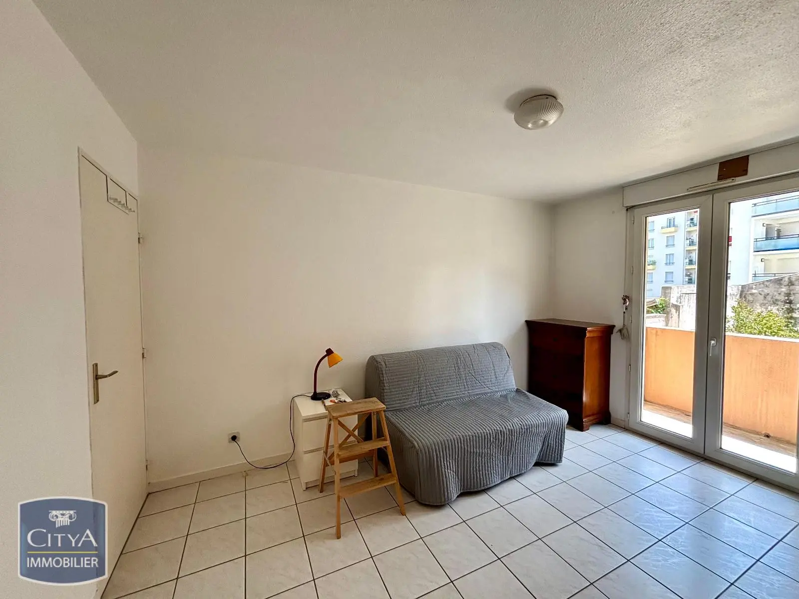 Photo 1 Appartement 1 pièce 19m²