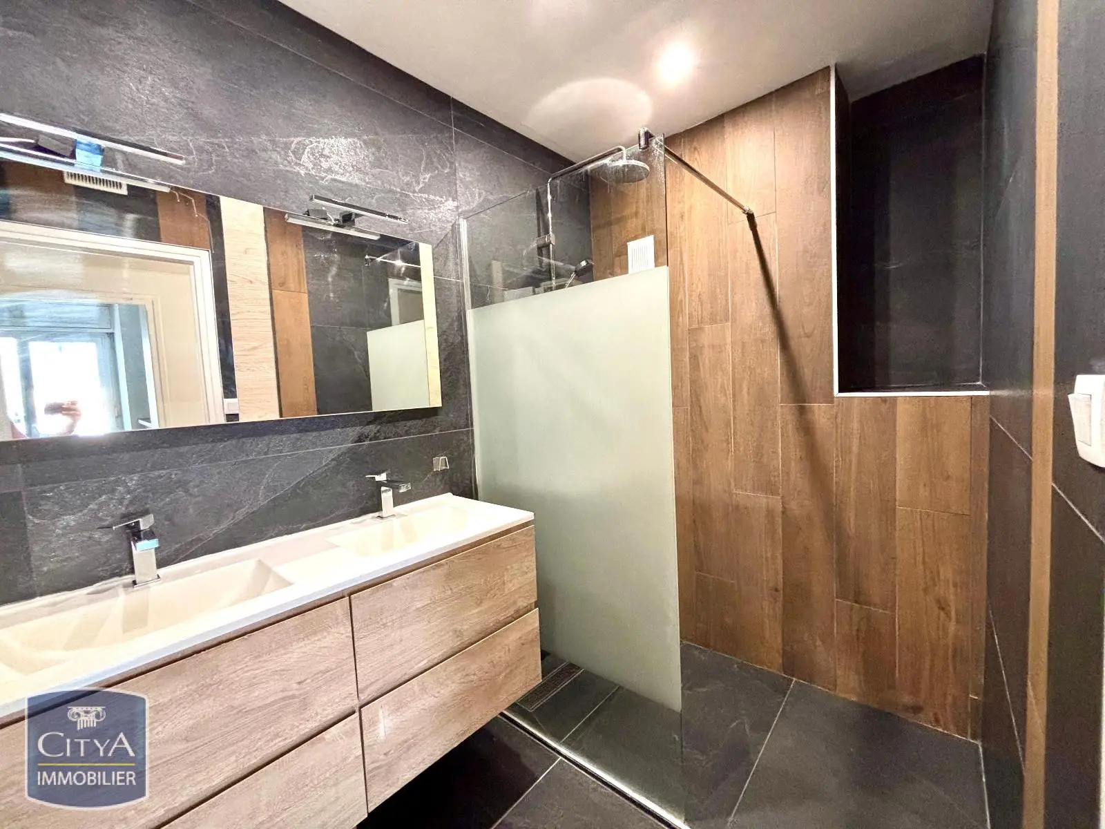 Photo 2 Appartement 3 pièces 58.04m²