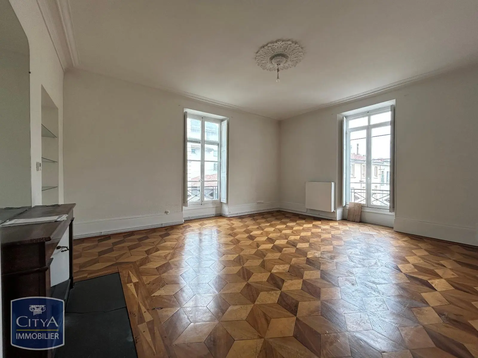 Photo 1 Appartement 2 pièces 93.65m²