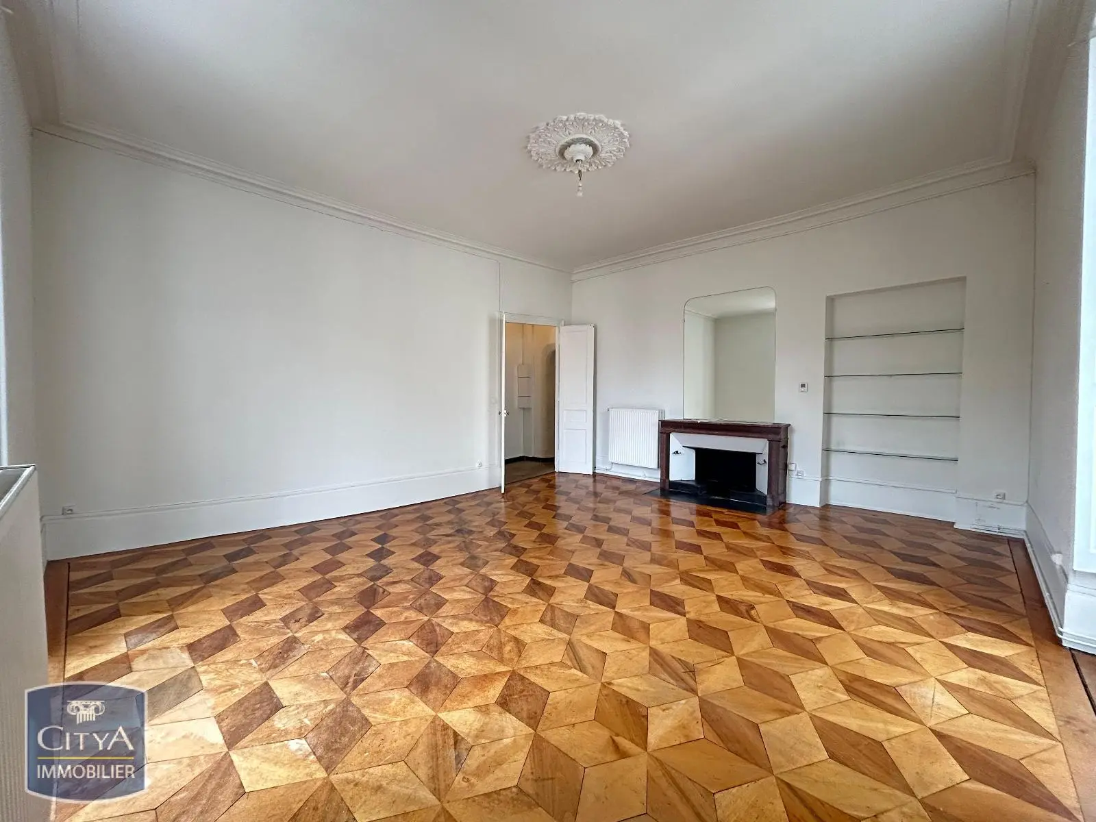 Photo 2 Appartement 2 pièces 93.65m²