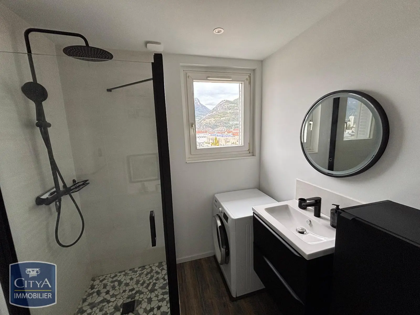 Photo 2 appartement Grenoble