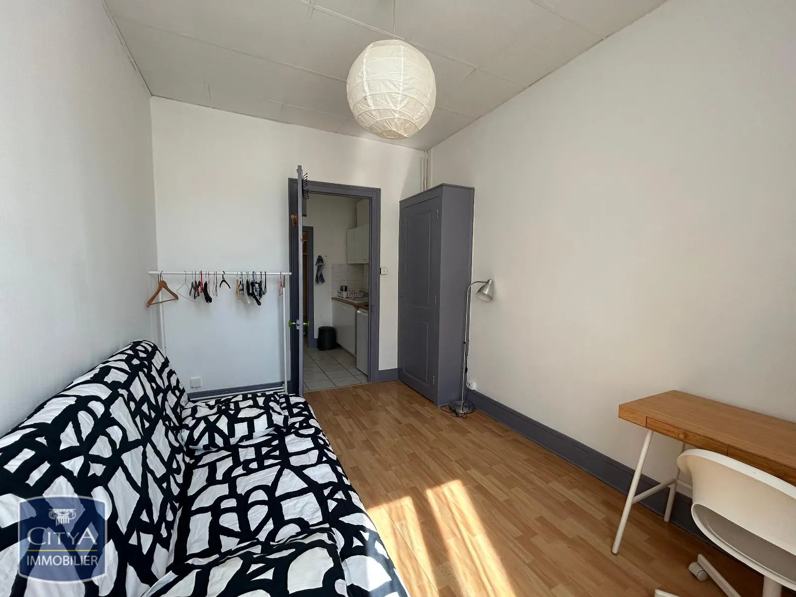 Photo 2 Appartement 1 pièce 22.69m²