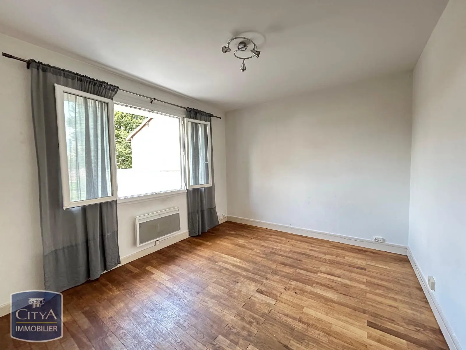 Photo 1 Appartement 1 pièce 21.4m²