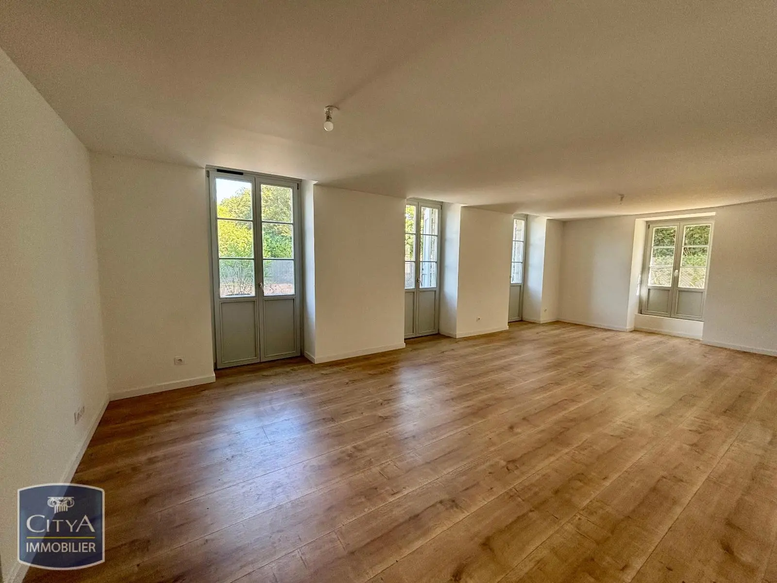 Photo 2 Appartement 4 pièces 111.3m²
