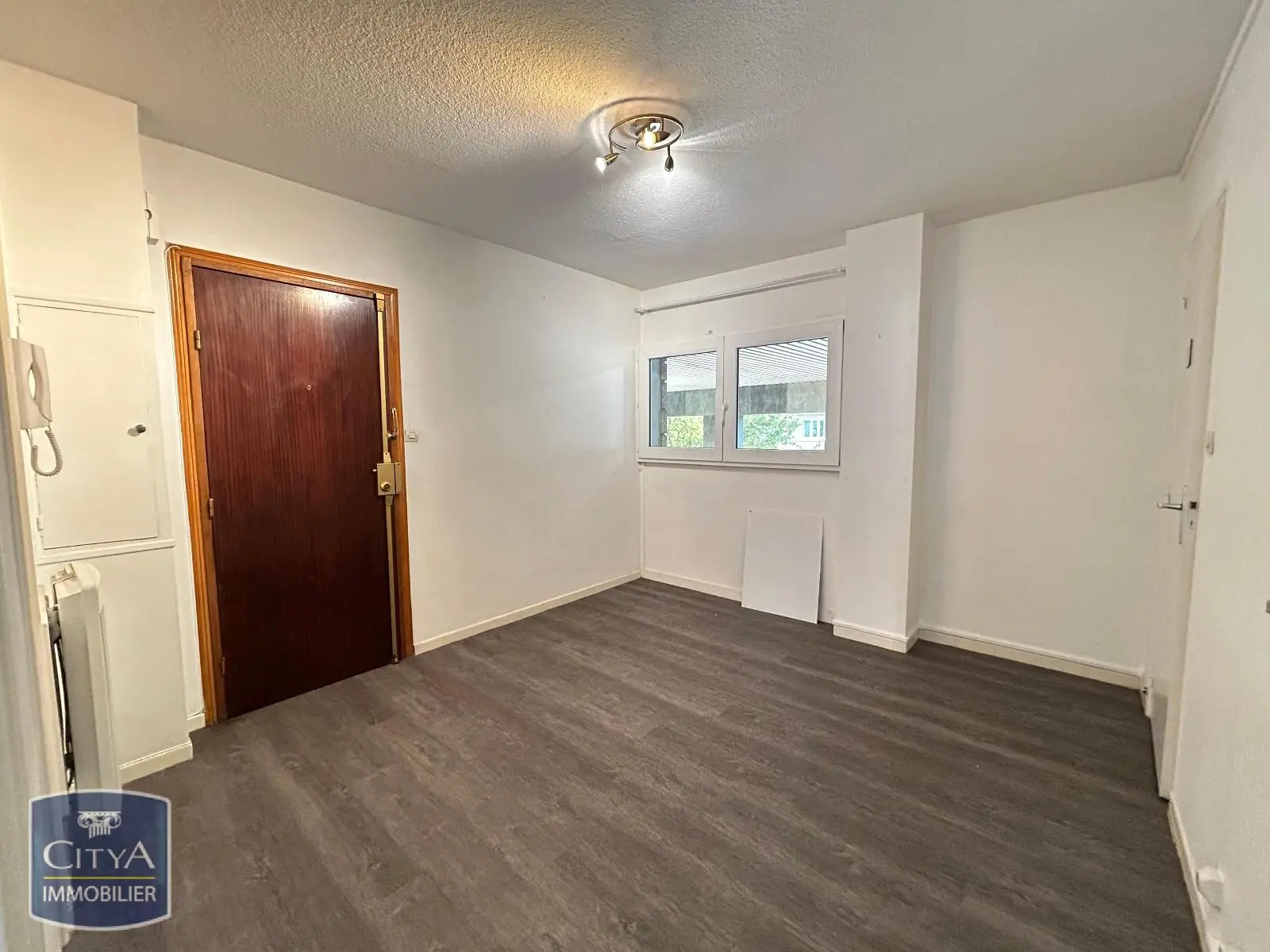 Photo 2 Appartement 1 pièce 47.17m²
