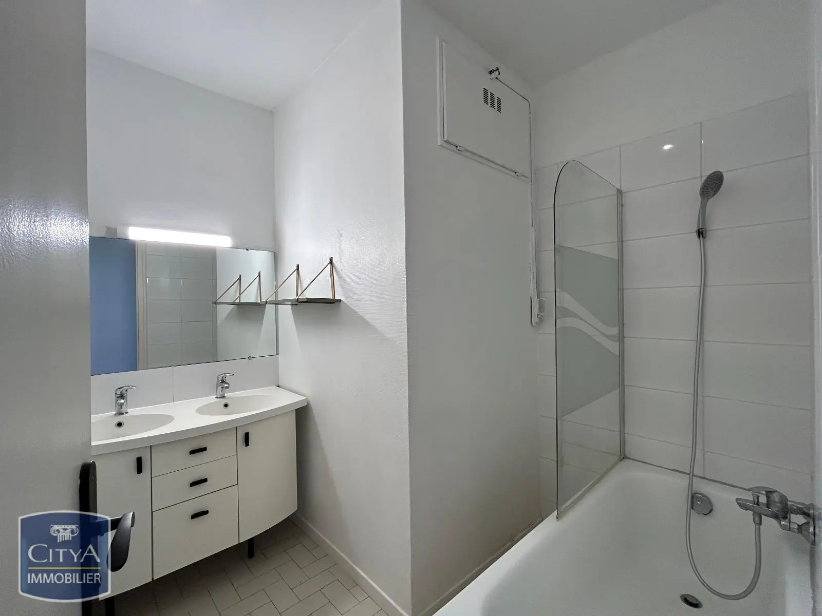 Photo 12 Appartement 5 pièces 144.89m²
