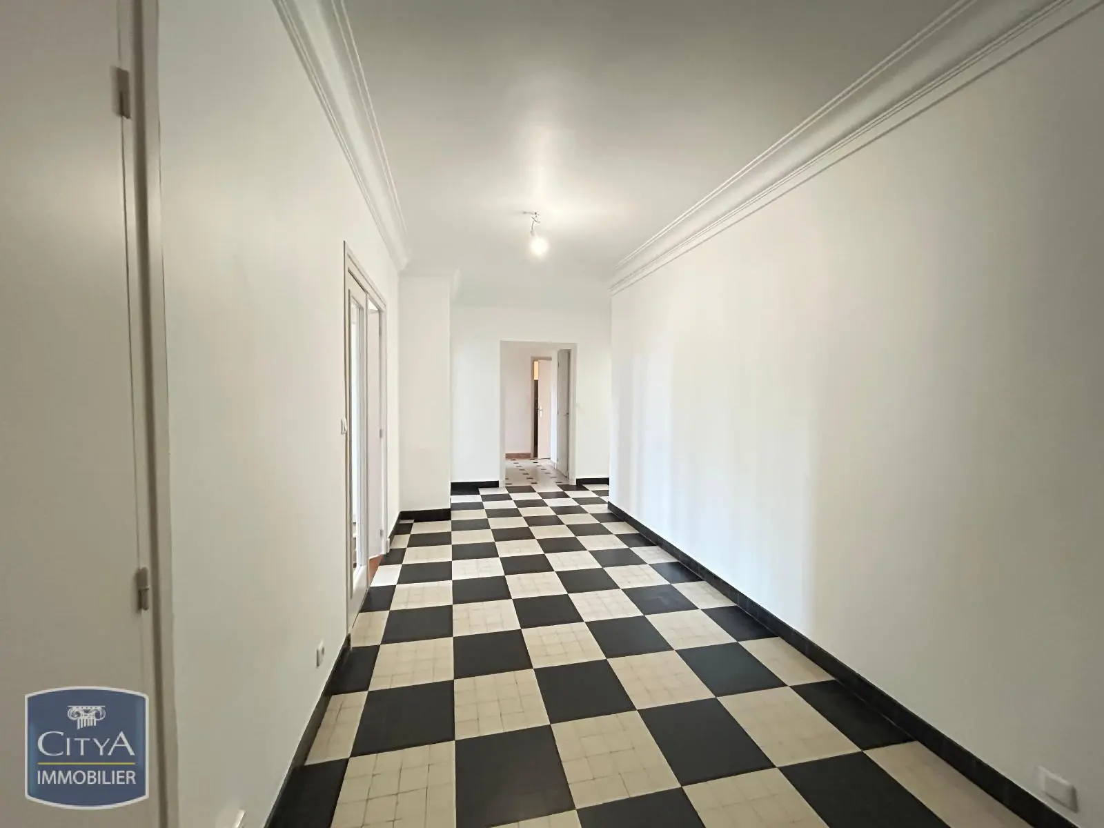 Photo 8 Appartement 4 pièces 114.51m²