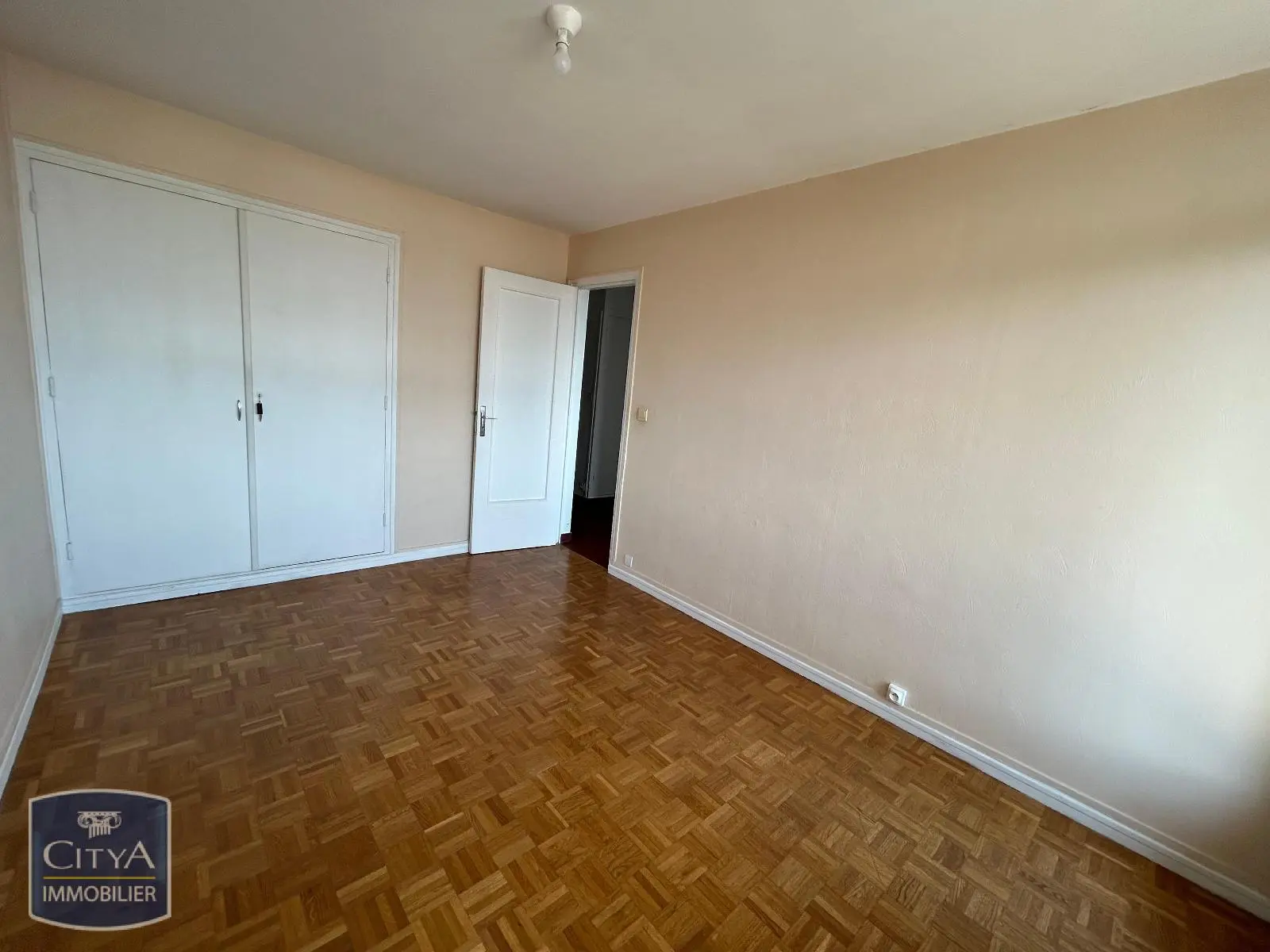 Photo 2 Appartement 4 pièces 74.93m²
