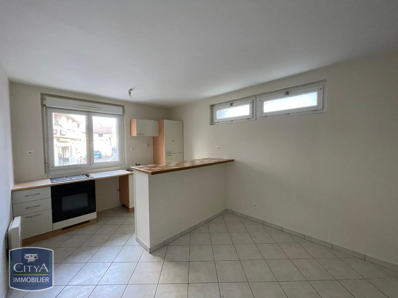 Photo 2 Appartement 1 pièce 28.34m²