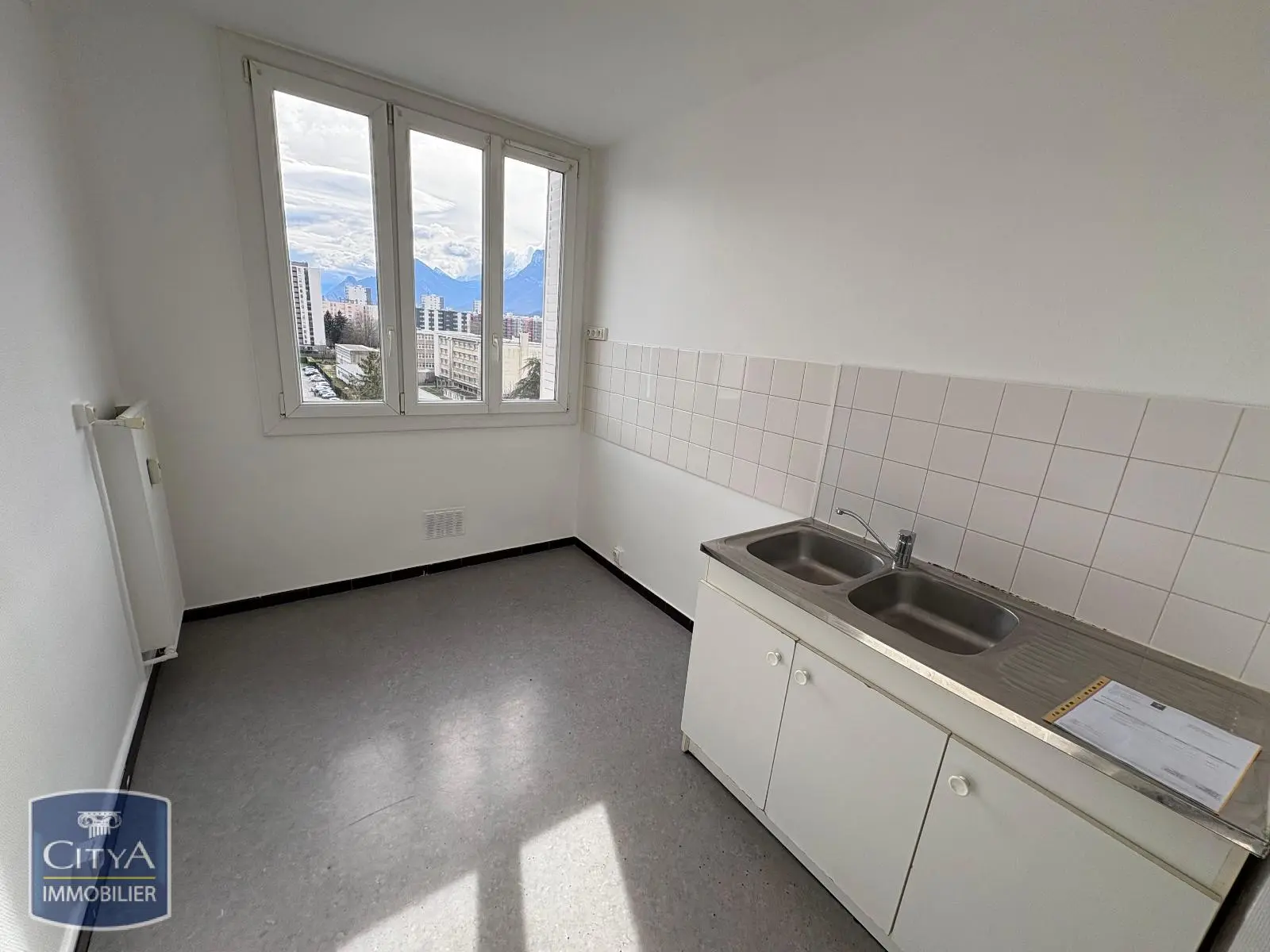 Photo 4 Appartement 1 pièce 27.72m²