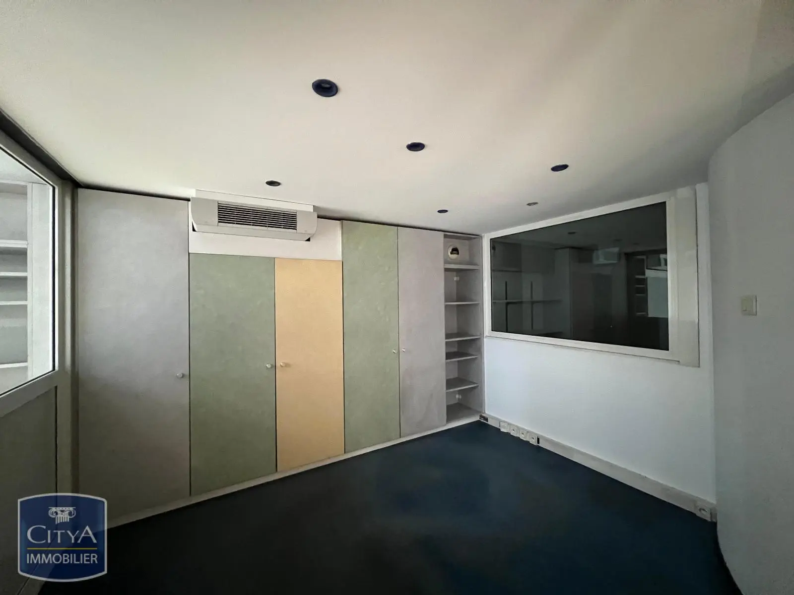 Photo 5 Local Commercial 265.24m²