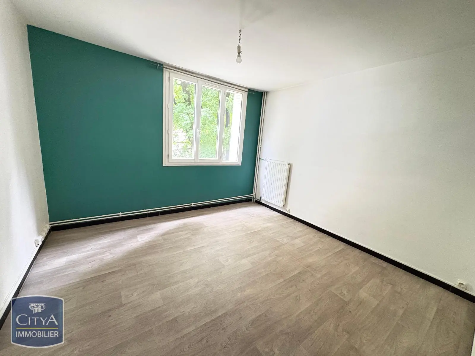 Photo 2 Appartement 1 pièce 27.43m²