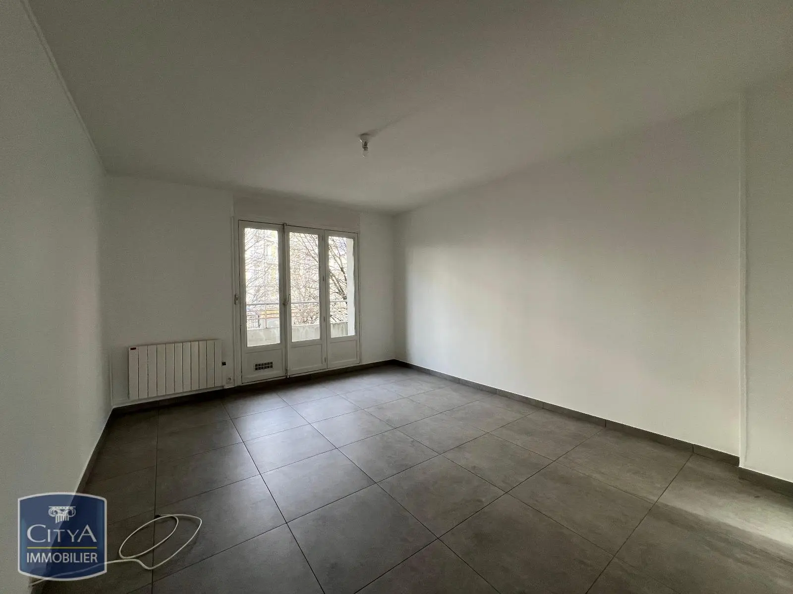 Photo 1 Appartement 3 pièces 77m²