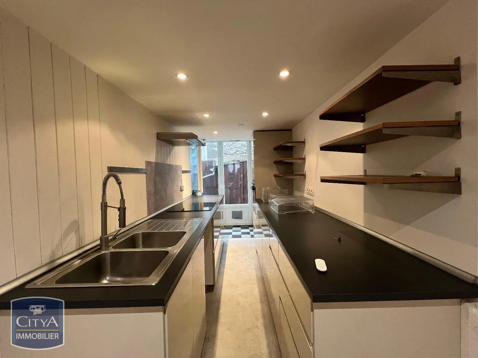 Photo 3 Appartement 2 pièces 67.35m²