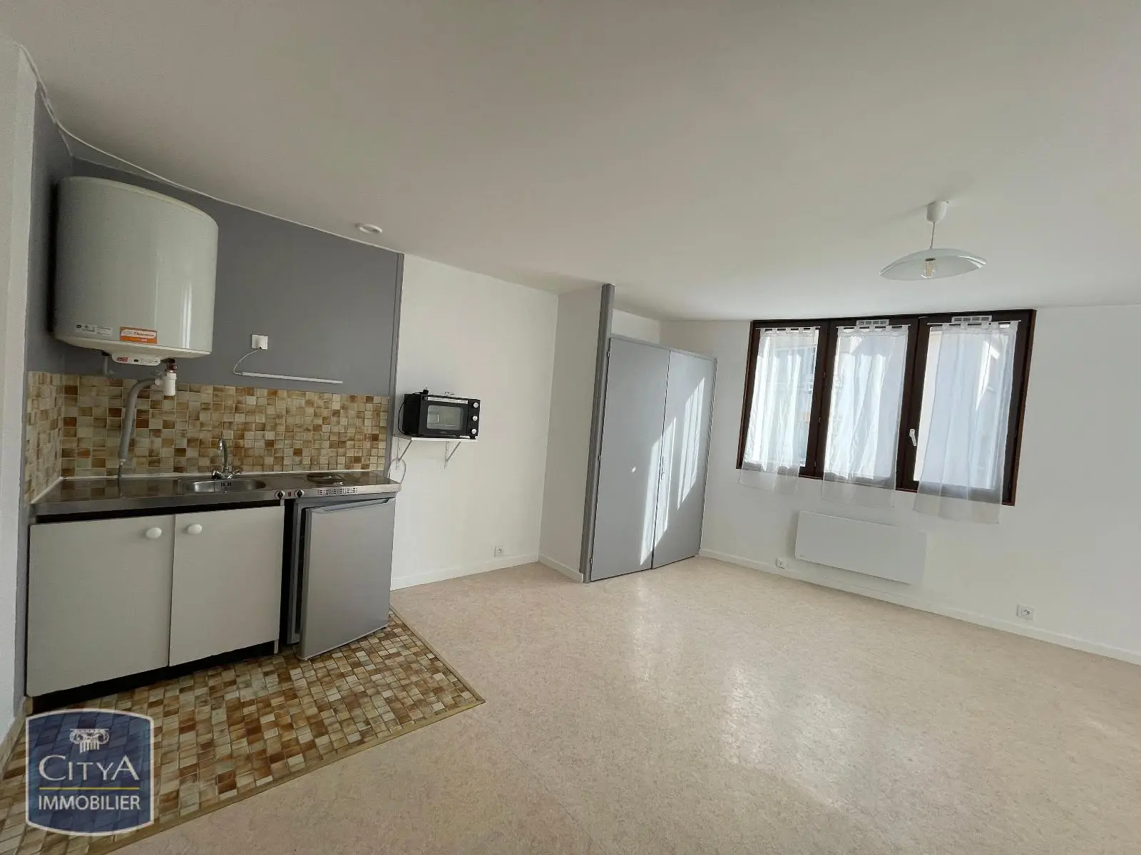 Photo 1 Appartement 1 pièce 28.3m²