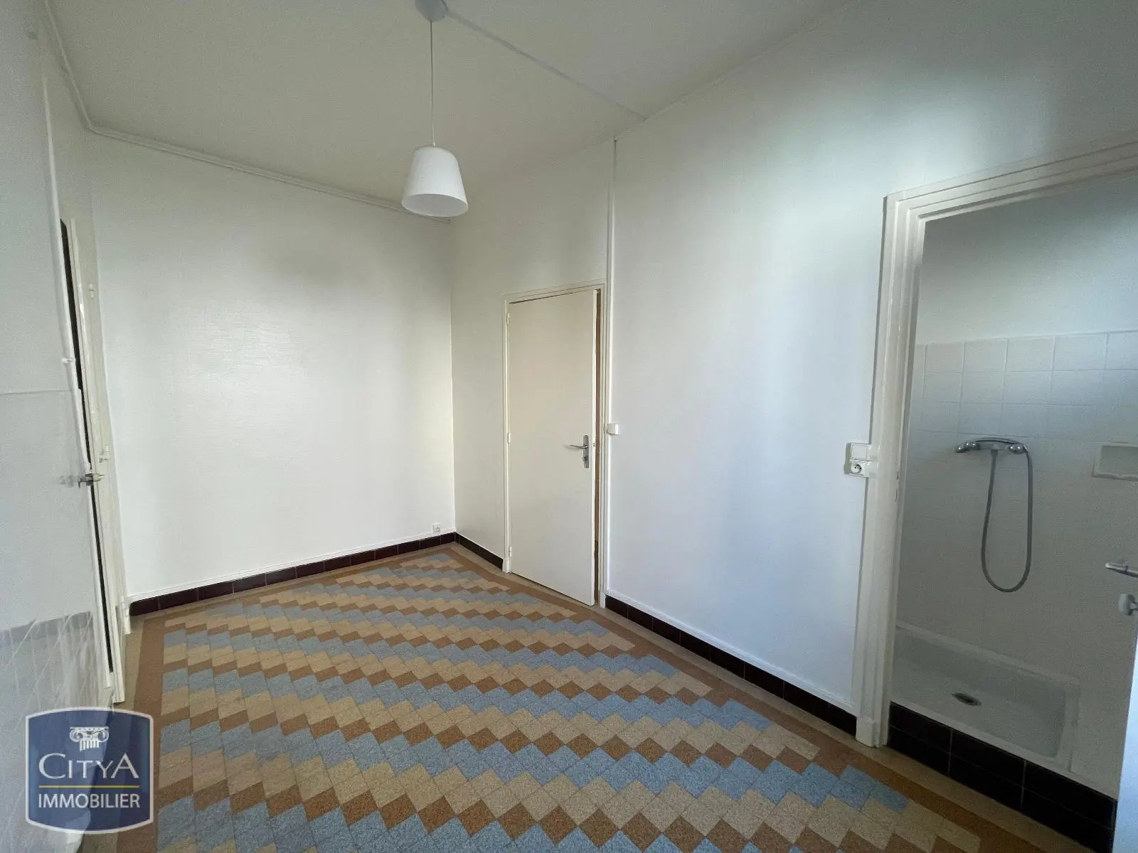 Photo 5 Appartement 1 pièce 32.47m²