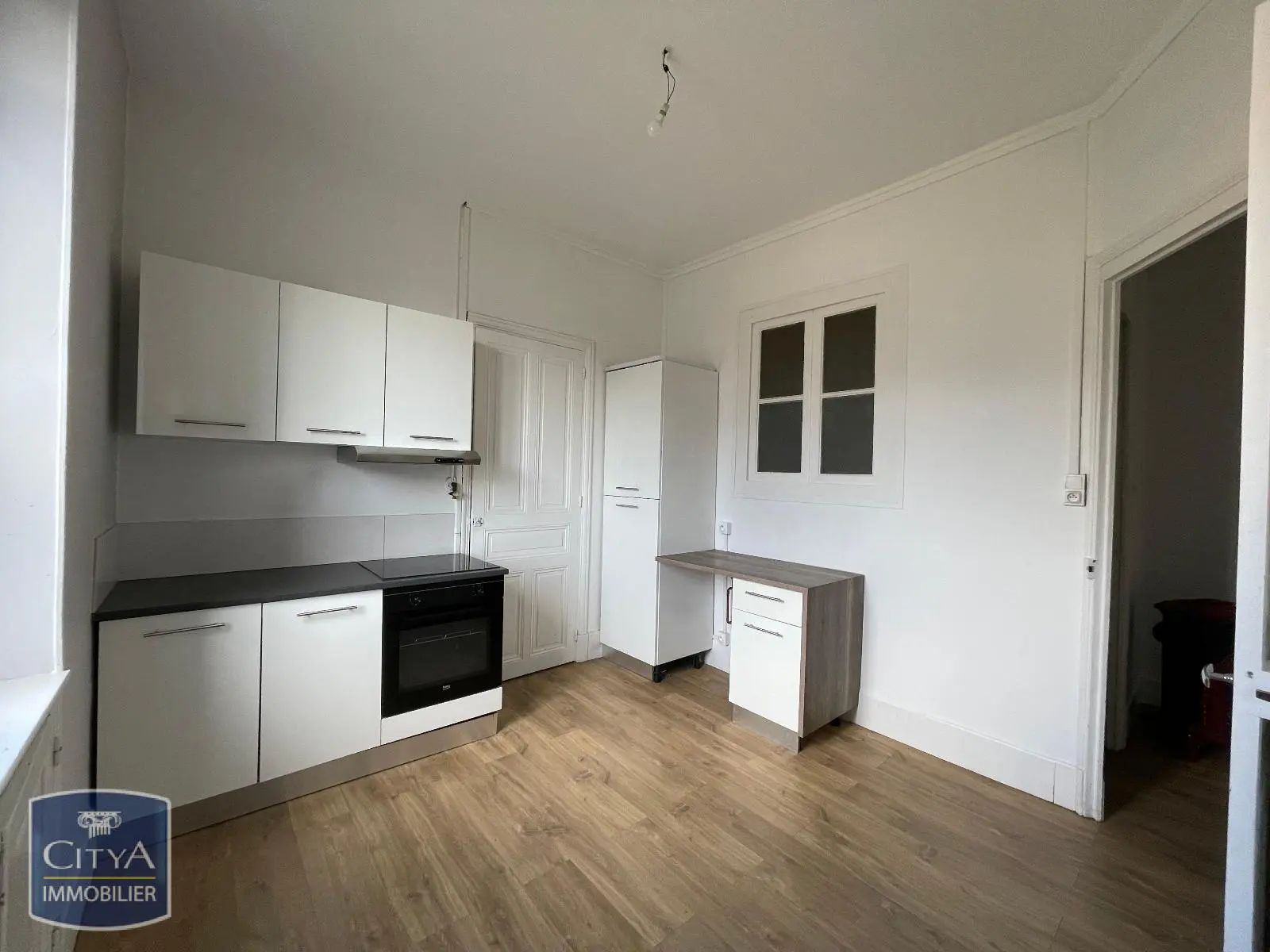 Photo 2 Appartement 4 pièces 97.81m²