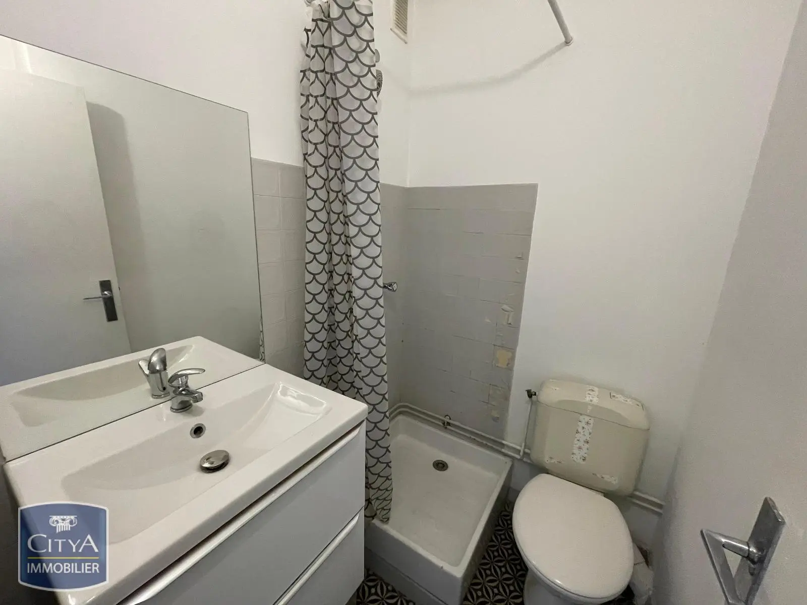 Photo 3 Appartement 1 pièce 13.73m²