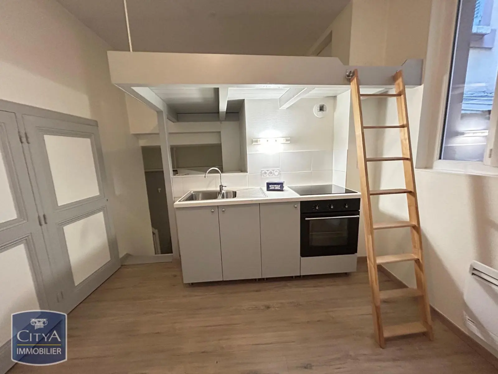 Photo 4 Appartement 1 pièce 18.43m²