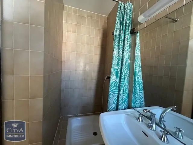 Photo 3 Appartement 1 pièce 37.8m²