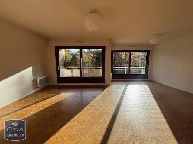 Photo 1 Appartement 3 pièces 102.06m²