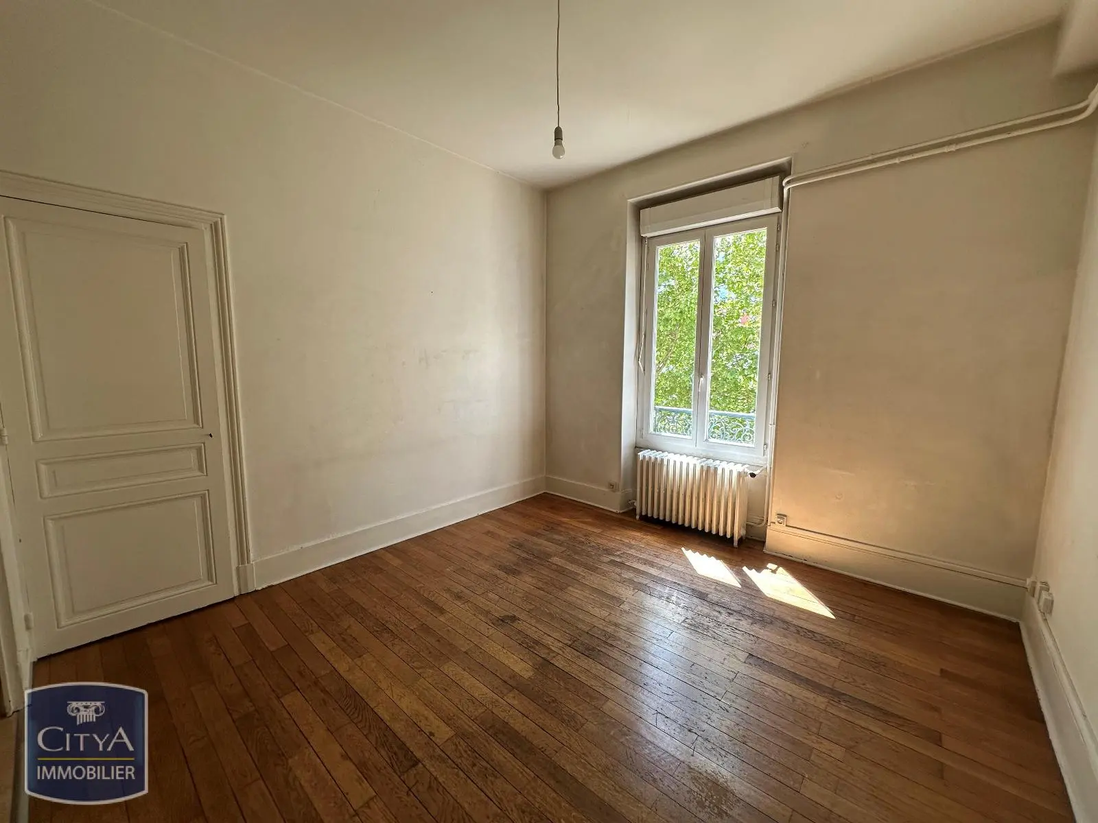 Photo 1 Appartement 1 pièce 39m²