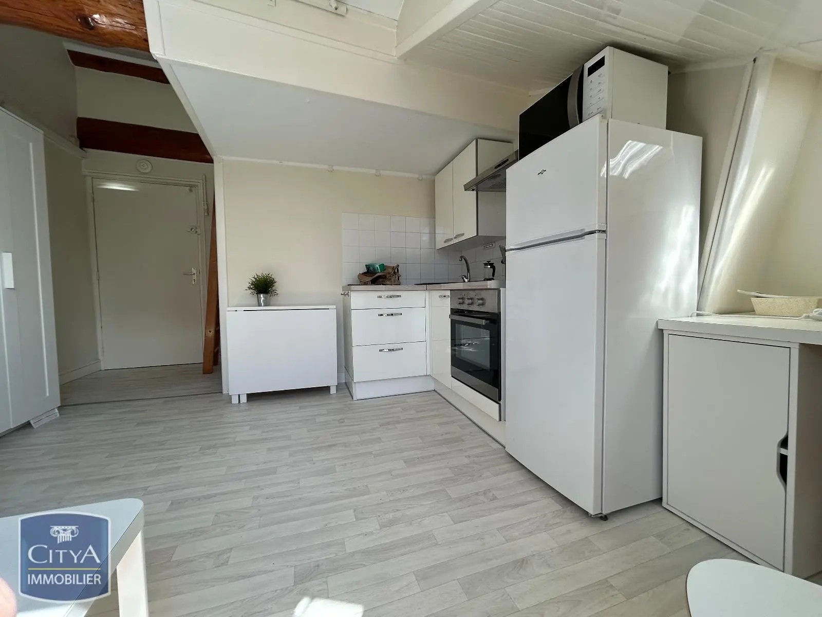 Photo 2 Appartement 1 pièce 14.54m²