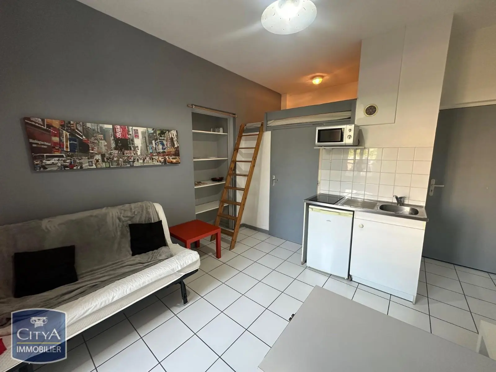 Photo 1 Appartement 1 pièce 16.16m²