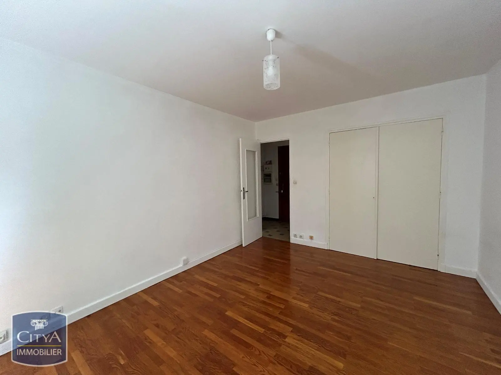 Photo 1 Appartement 1 pièce 33.32m²