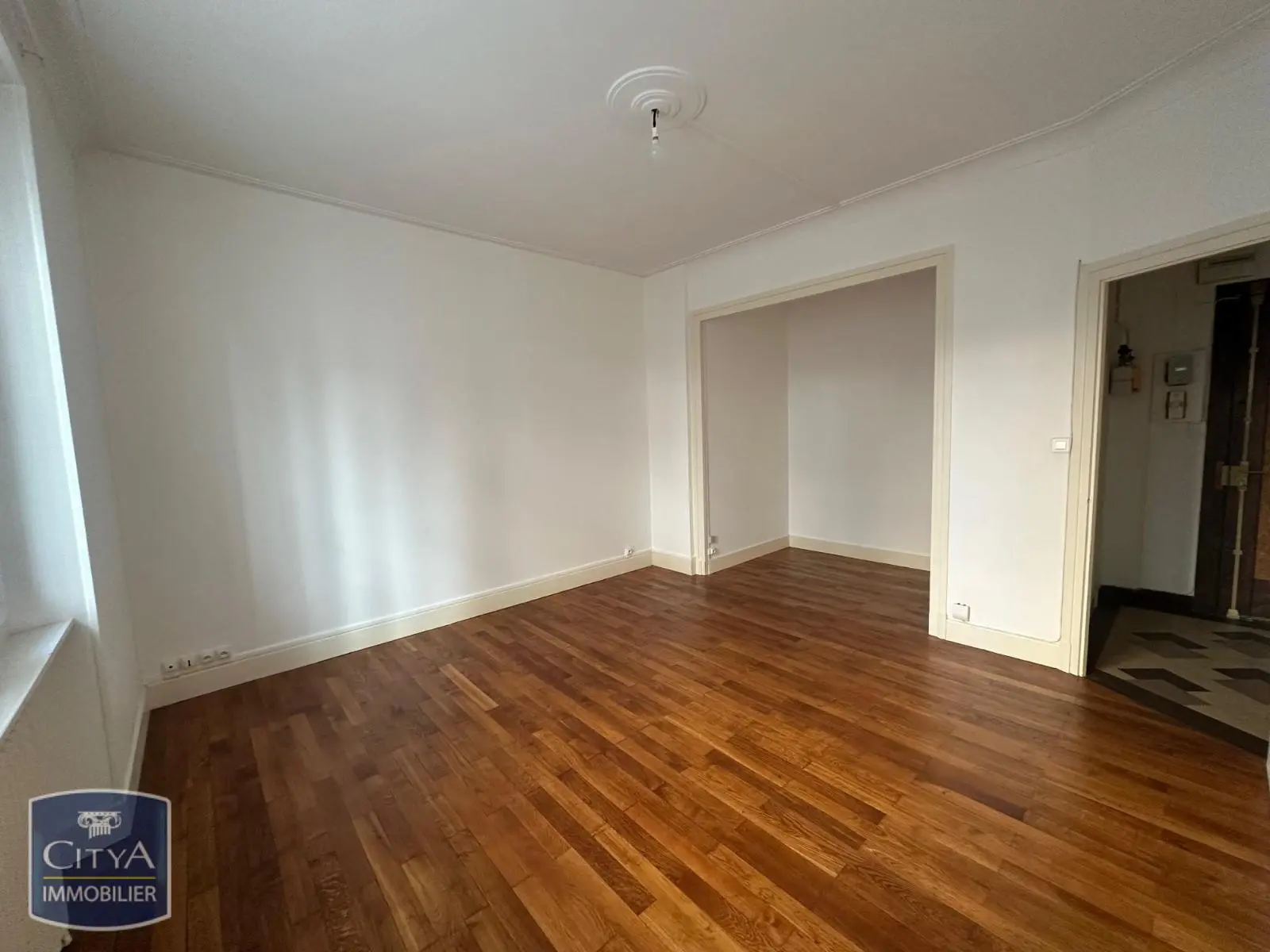 Photo 3 Appartement 1 pièce 38.43m²