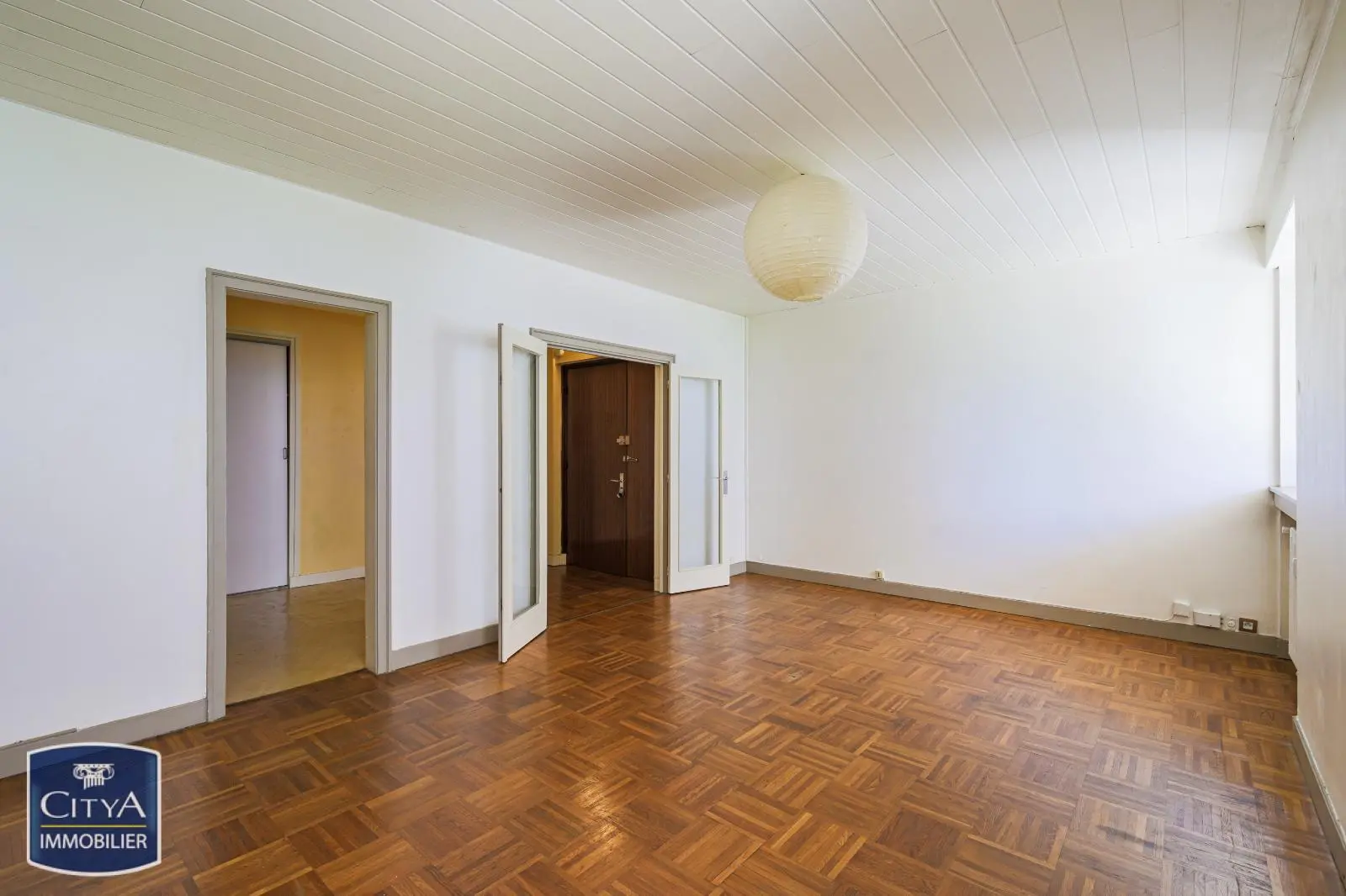 Photo 2 Appartement 1 pièce 39.58m²