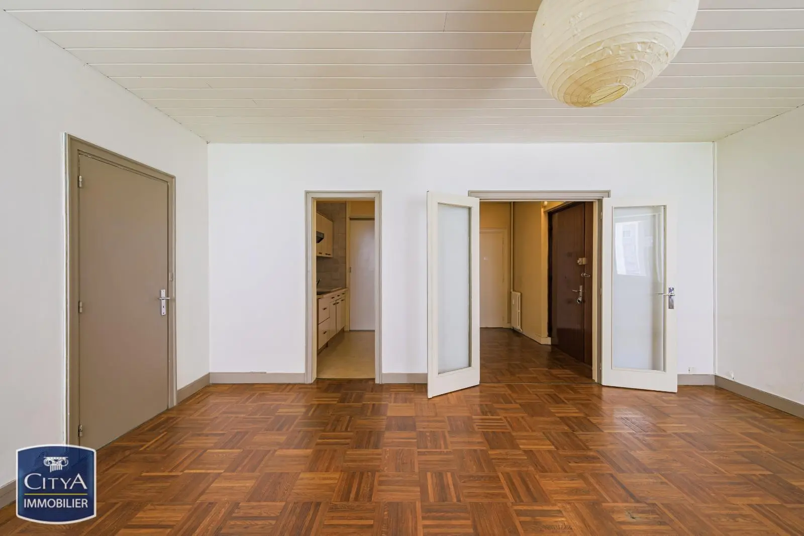 Photo 1 Appartement 1 pièce 39.58m²