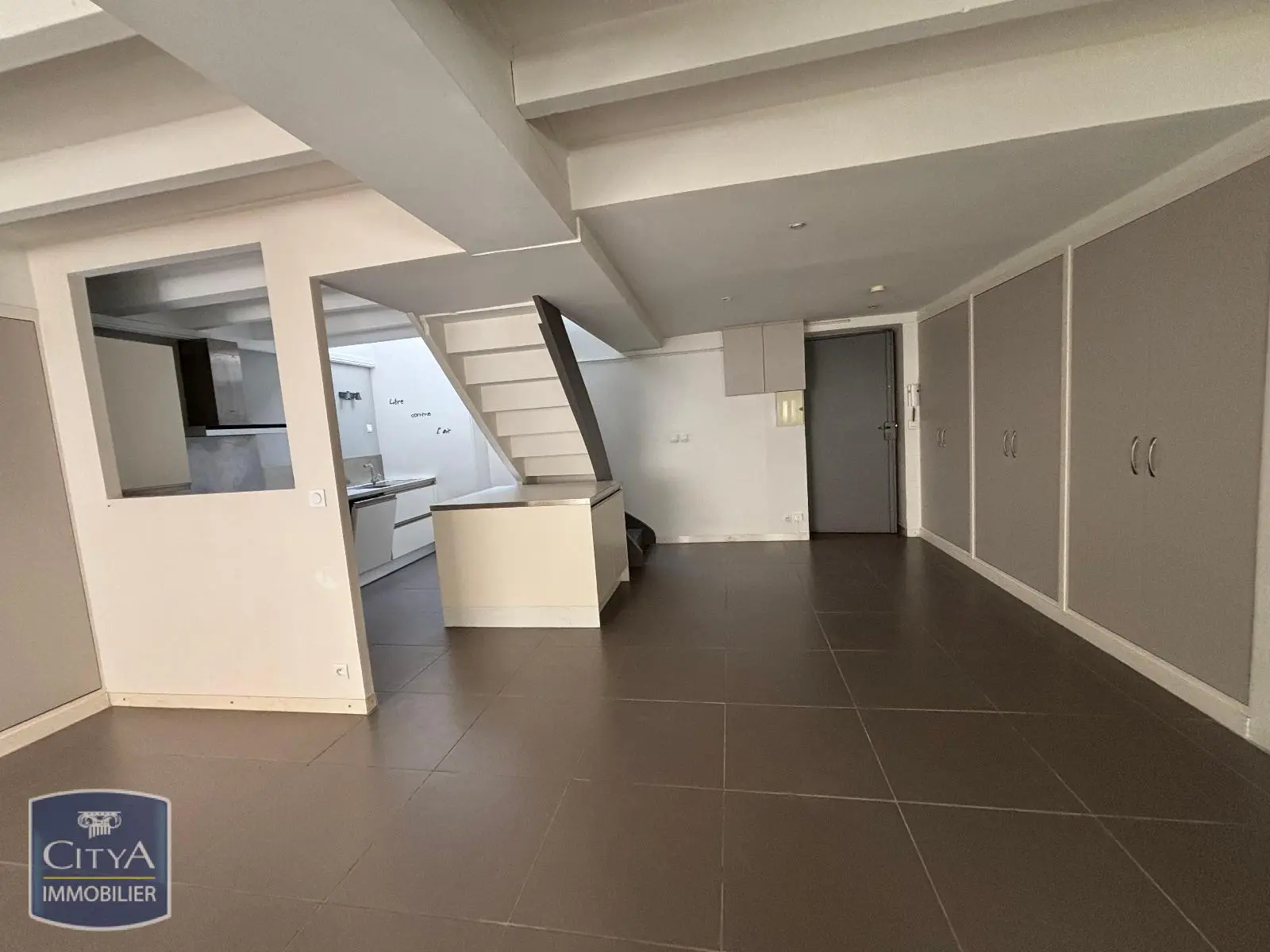 Photo 1 Appartement