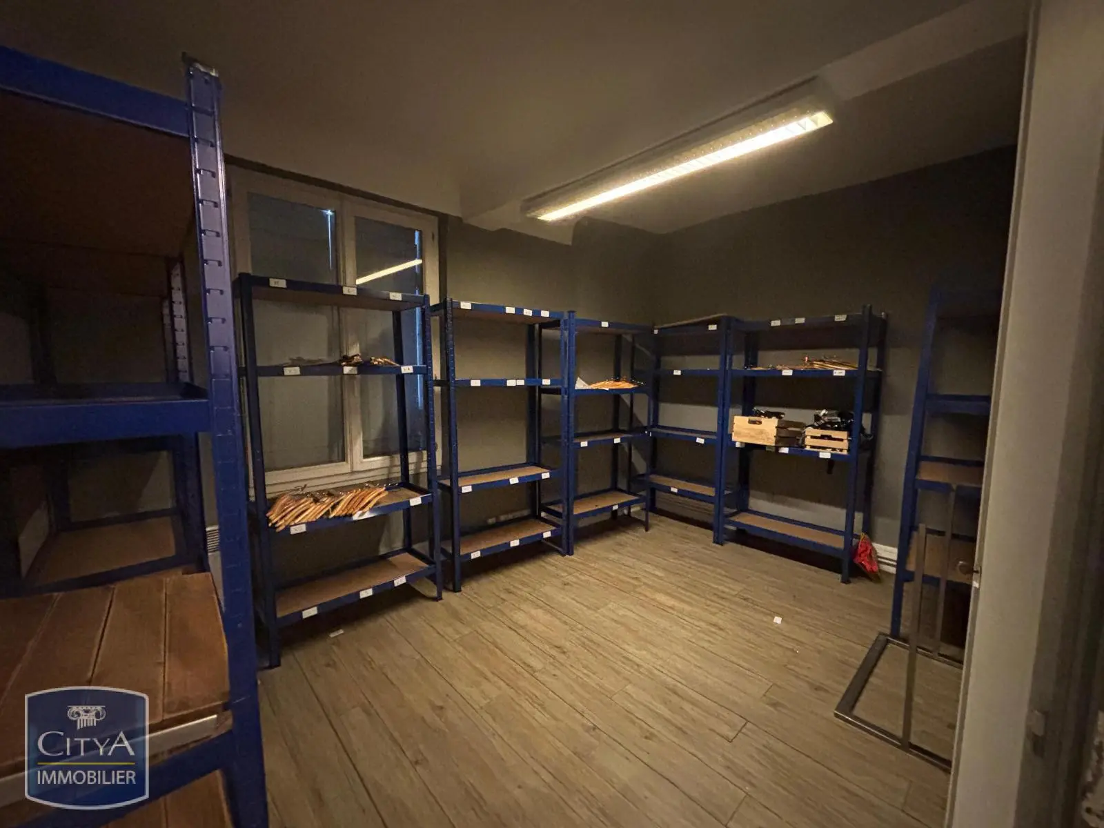 Photo 3 Local Commercial