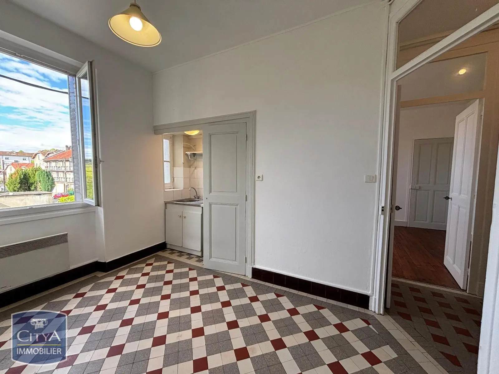 Photo 2 Appartement 1 pièce 35.25m²