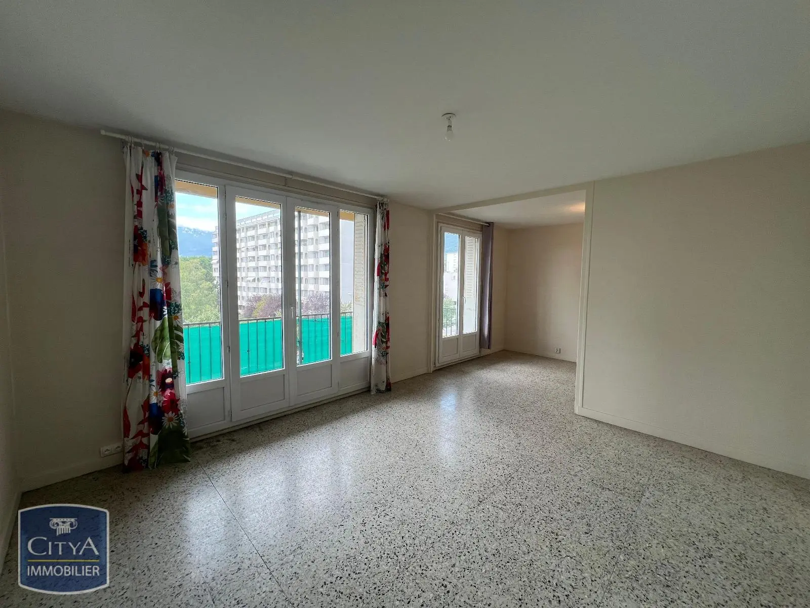 Photo 1 Appartement 5 pièces 85.05m²