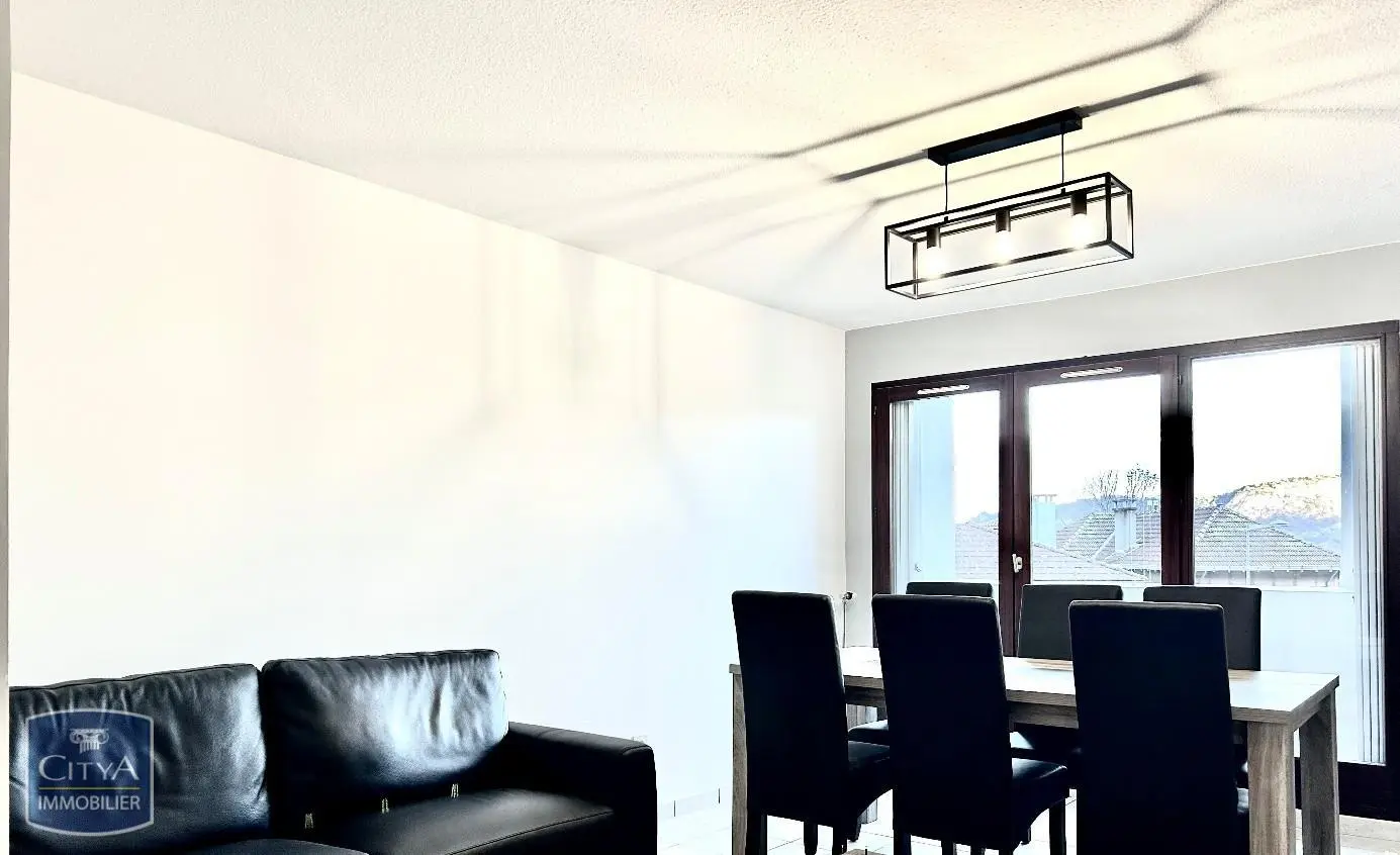 Photo 2 appartement Claix