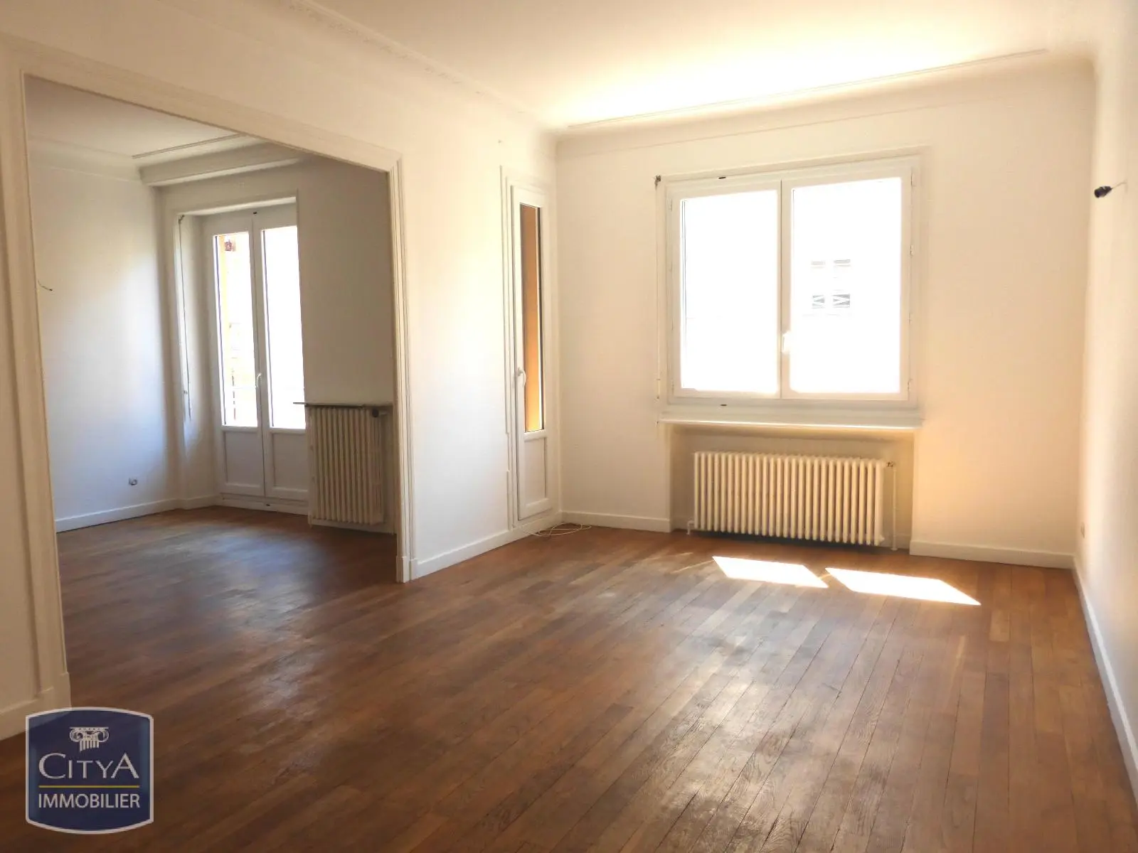 Photo 1 Appartement 4 pièces 97.86m²