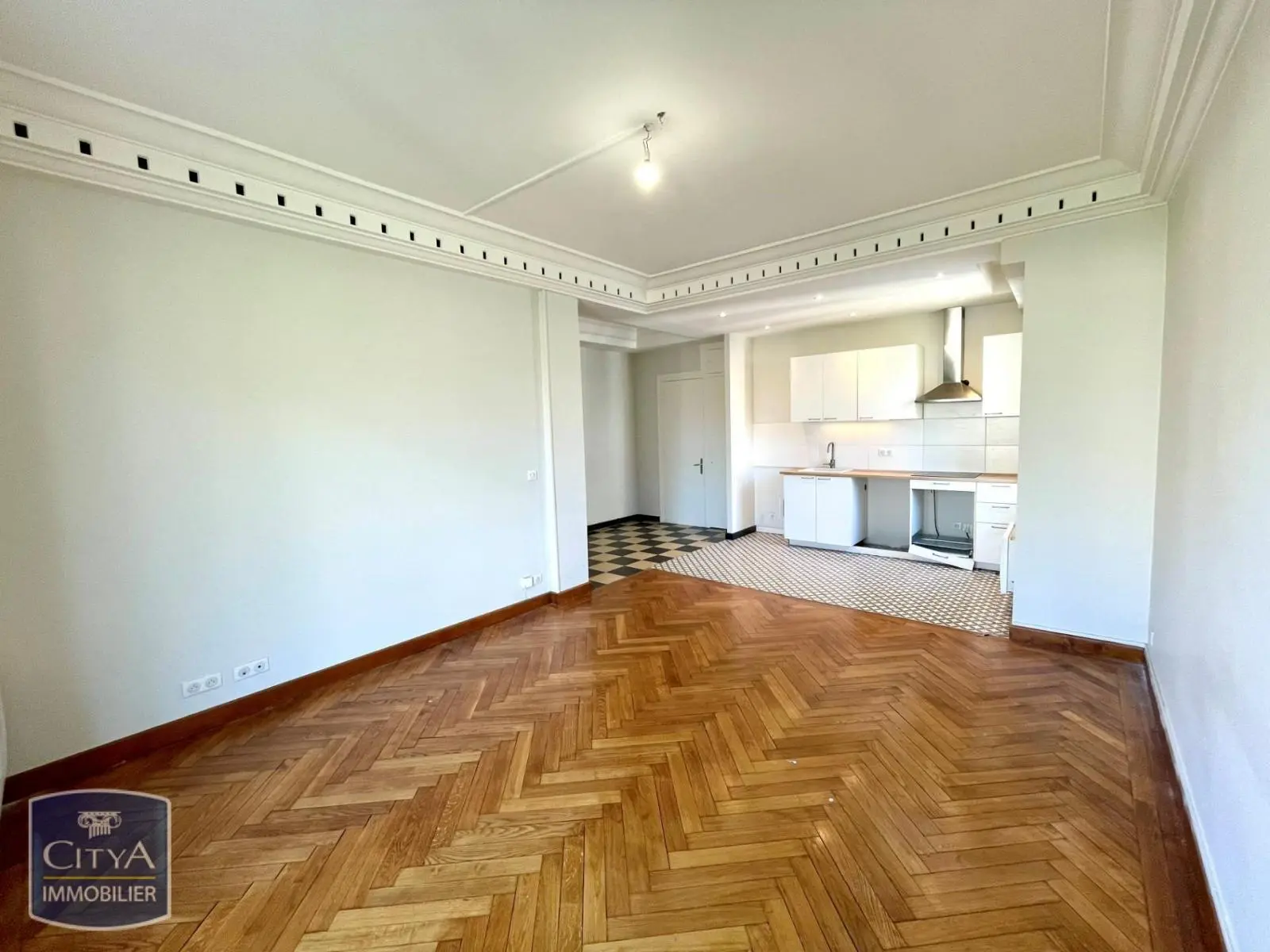 Photo 1 Appartement 3 pièces 77.37m²