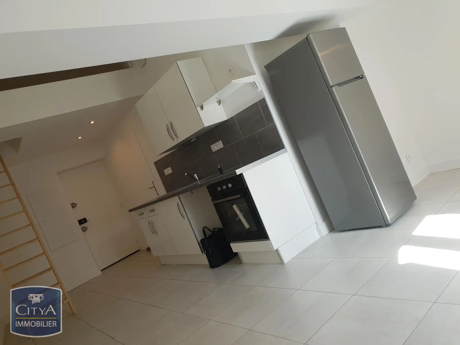 Photo 1 Appartement 1 pièce 29.14m²