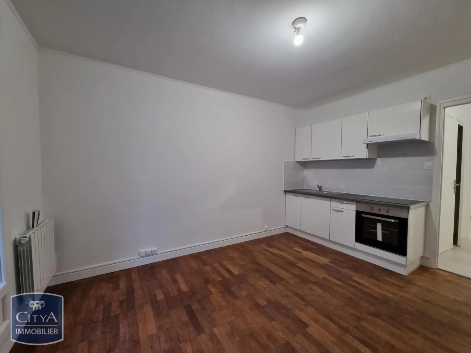 Photo 1 Appartement 1 pièce 31.4m²