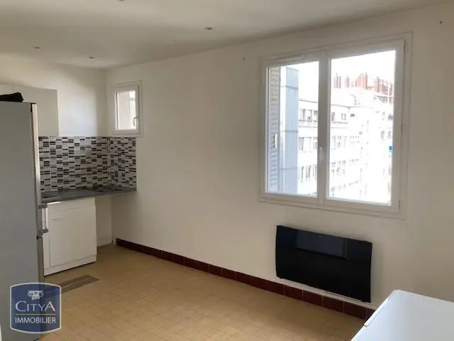 Photo 1 Appartement 1 pièce 27.5m²