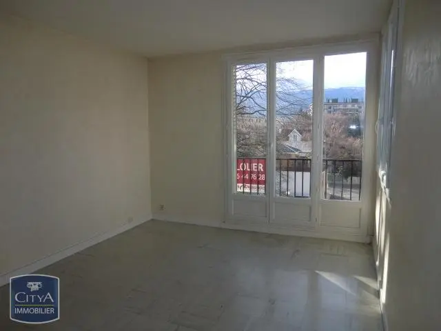 Photo 1 Appartement 3 pièces 57.04m²