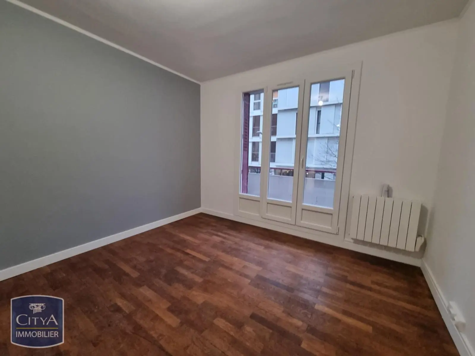 Photo 2 Appartement 1 pièce 31.4m²