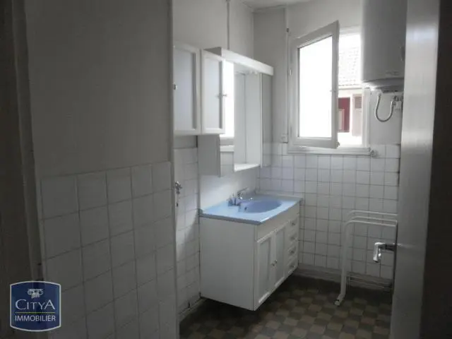 Photo 2 Appartement 4 pièces 65.74m²