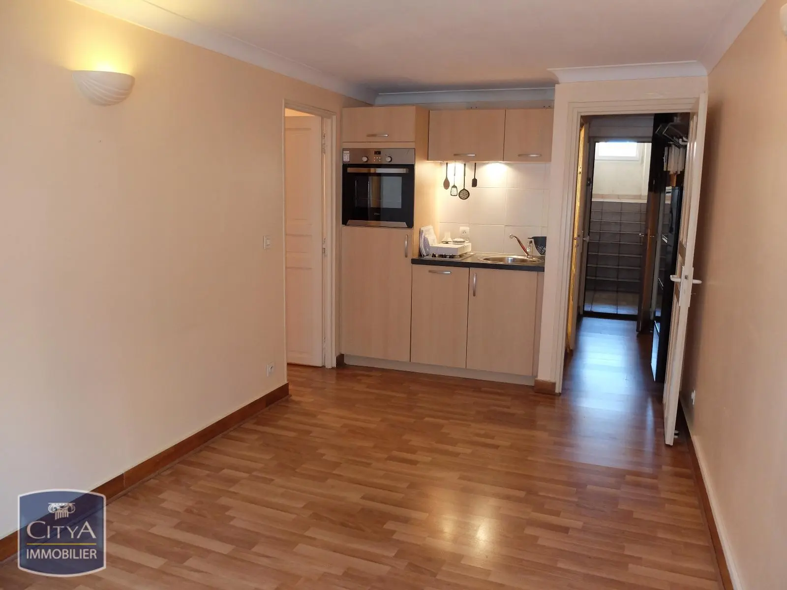 Photo 3 Appartement 1 pièce 29.57m²