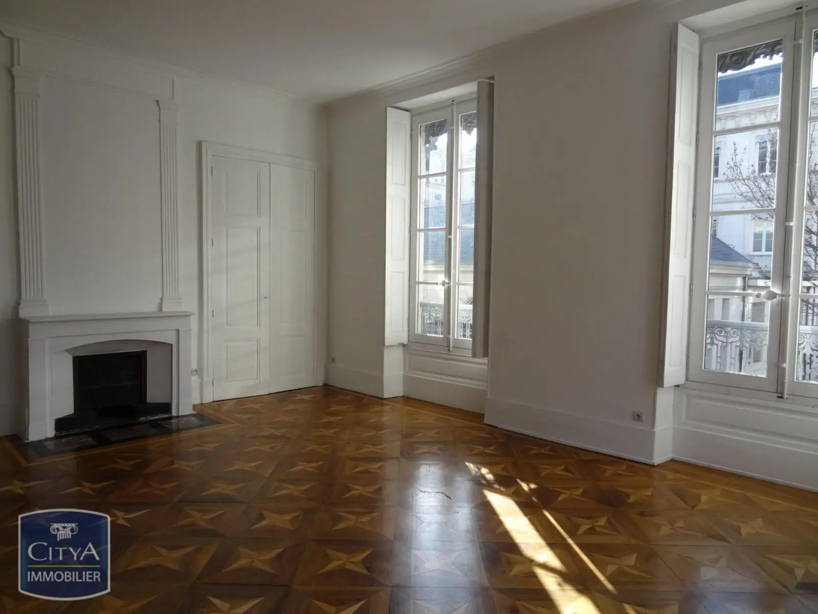 Photo 2 Appartement 4 pièces 105.49m²